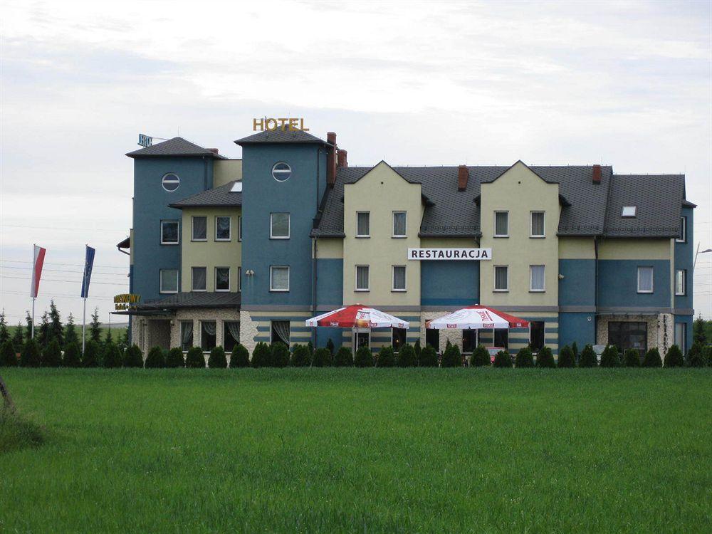 Hotel Piaskowy Pszczyna Exterior photo