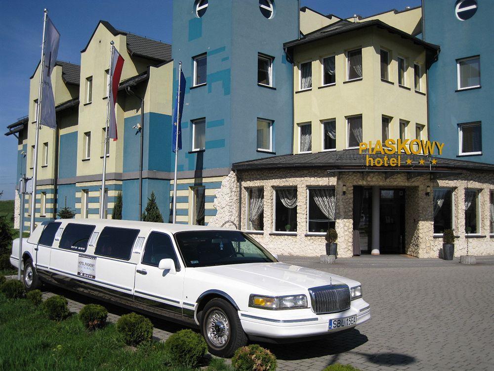 Hotel Piaskowy Pszczyna Exterior photo